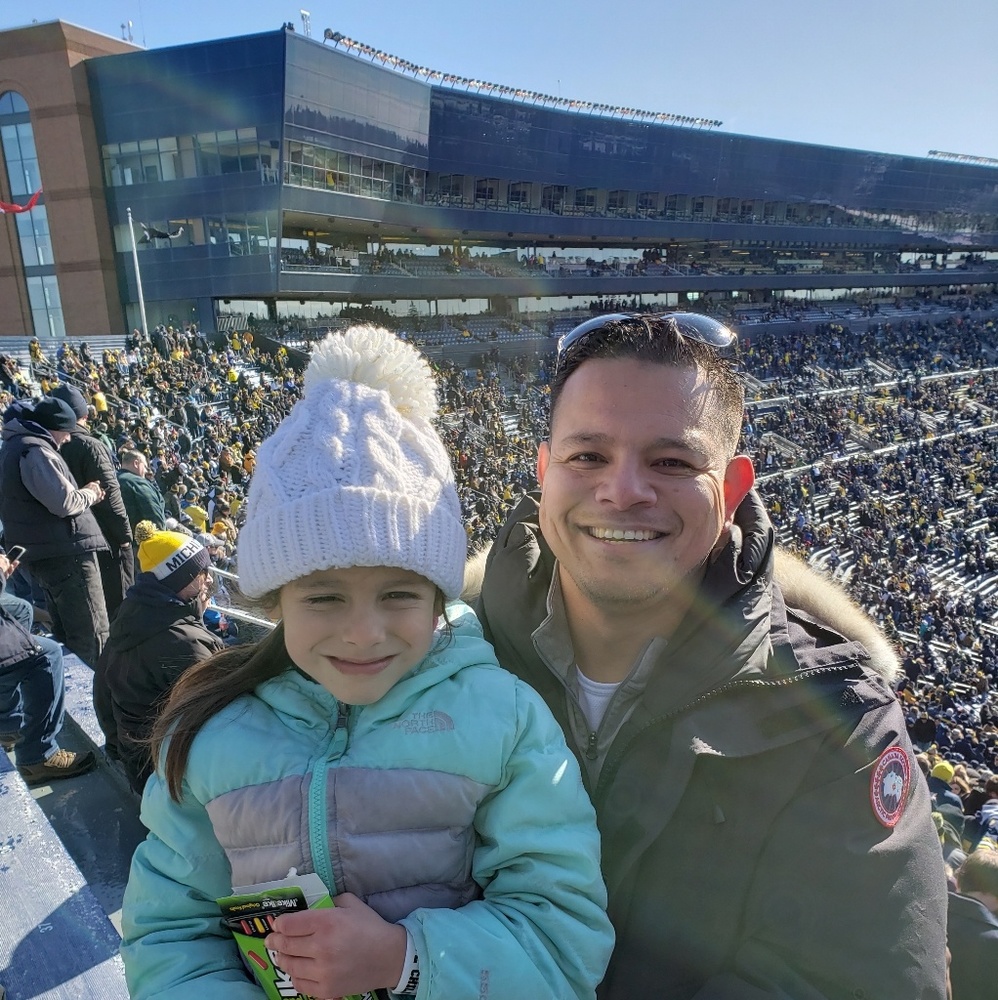 Meet your Posher, Alex